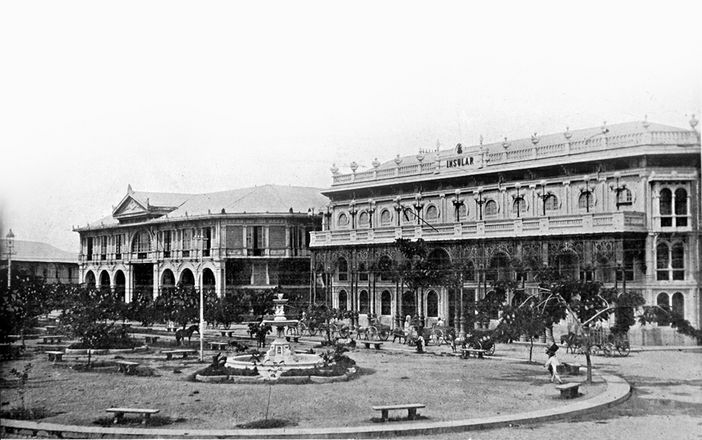 Hotel de Oriente and La Insular Cigar and Cigarette Factory, 19th century (image)
