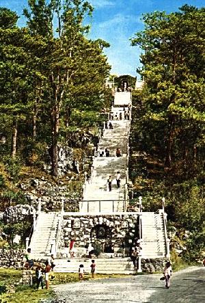 Lourdes Grotto picture